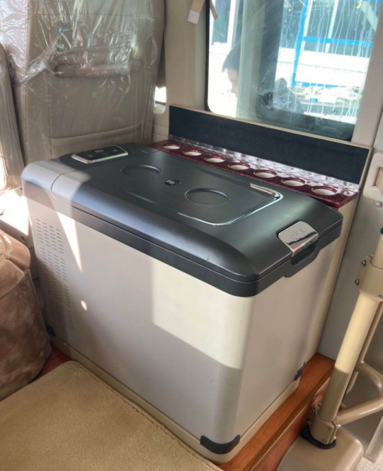 車(chē)載冰箱與家(jiā)用(yòng)冰箱有(yǒu)哪些(xiē)區(qū)别